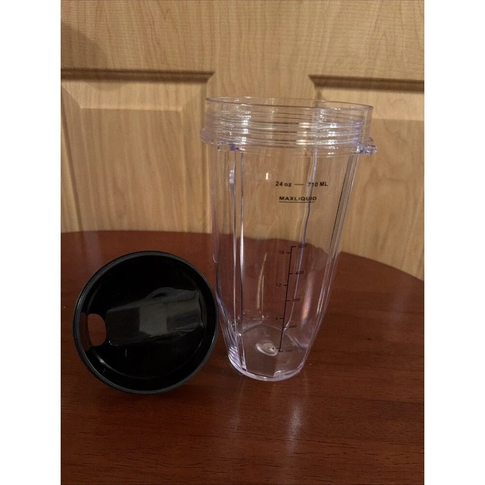 24 oz Cup with Sip & Seal Lid Compatible with Nutri Ninja Auto-iQ.Excellent Cond
